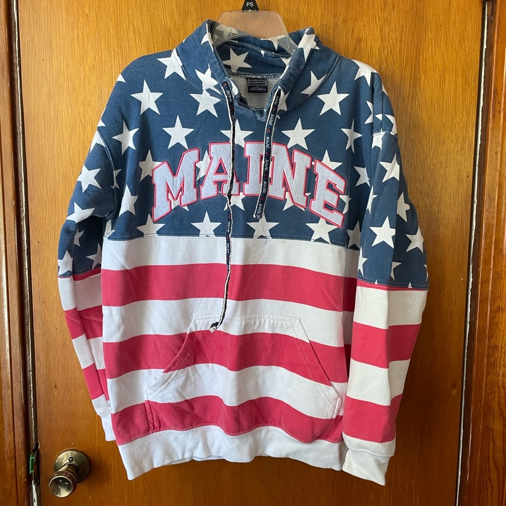MAINE Sweatshirt